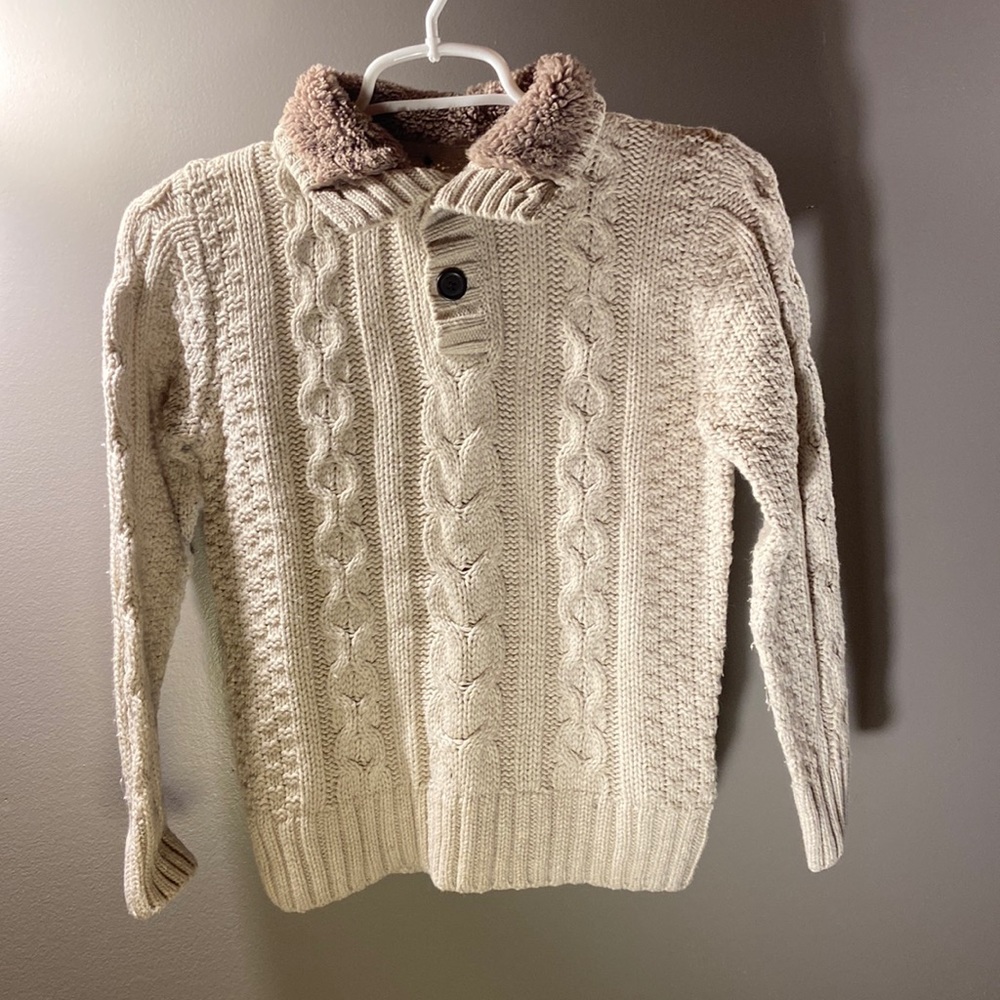 Gap knit sweater
